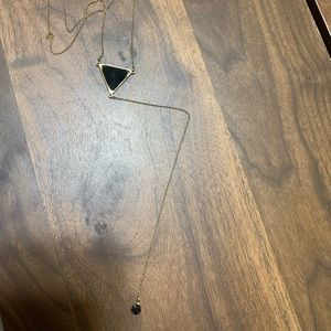 Hanging necklace. Black & gold